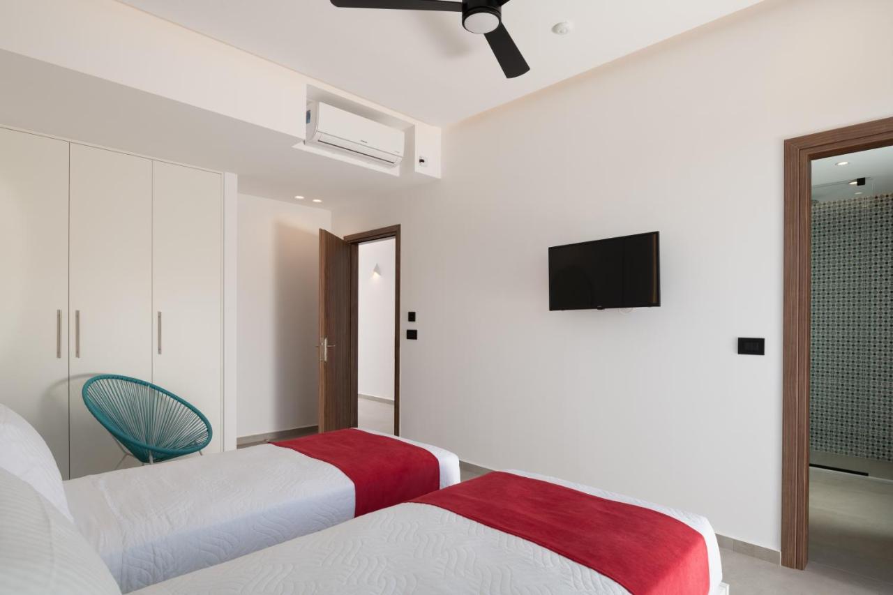 O-Cyanea Villa With Heated Pool Kournas Exterior photo